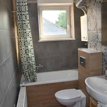 Przytulne Duze Mieszkanie W Domku Jednorodzinnym Апартаменты